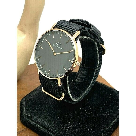Daniel Wellington Women's Watch Quartz Rose Gold 36mm Black Dial Nylon Strap - Picture 13 of 13